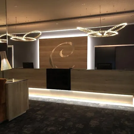 卡拉韦勒公园酒店 巴特克罗伊茨纳赫