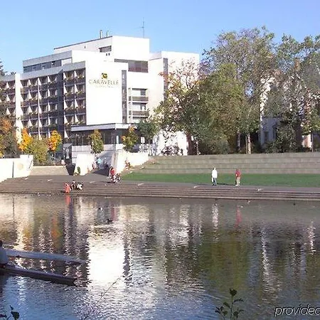 Caravelle Im Park Hotel