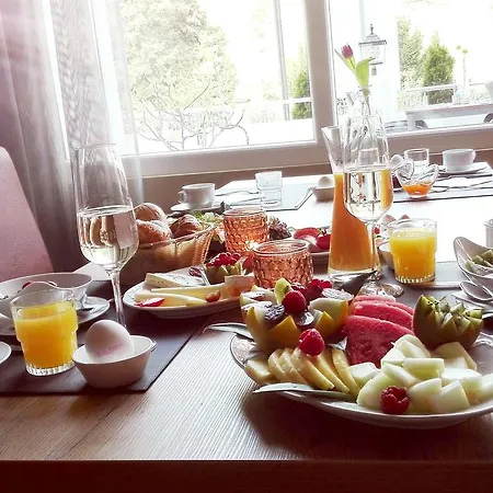 Hotel Caravelle Im Park