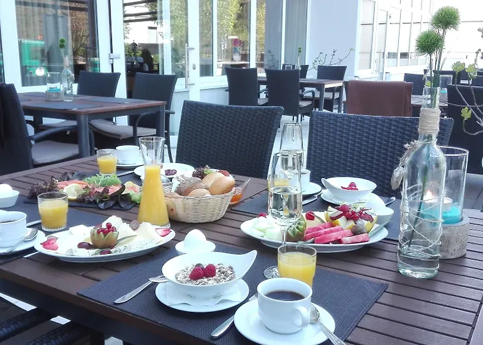 Caravelle Im Park Hotel