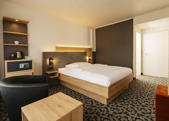 Caravelle Im Park Hotel